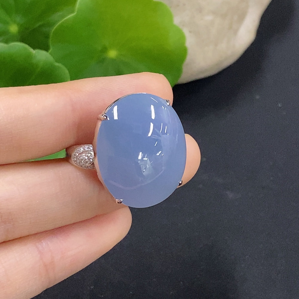 Jadeite Cabochon Ring in 18K Gold Size 15 Total Weight Approx. 9.8g (Diamond Accented)