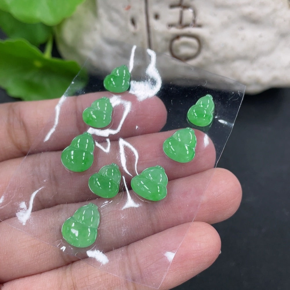 Jadeite Gourd Inlaid Piece Sell as a Lot