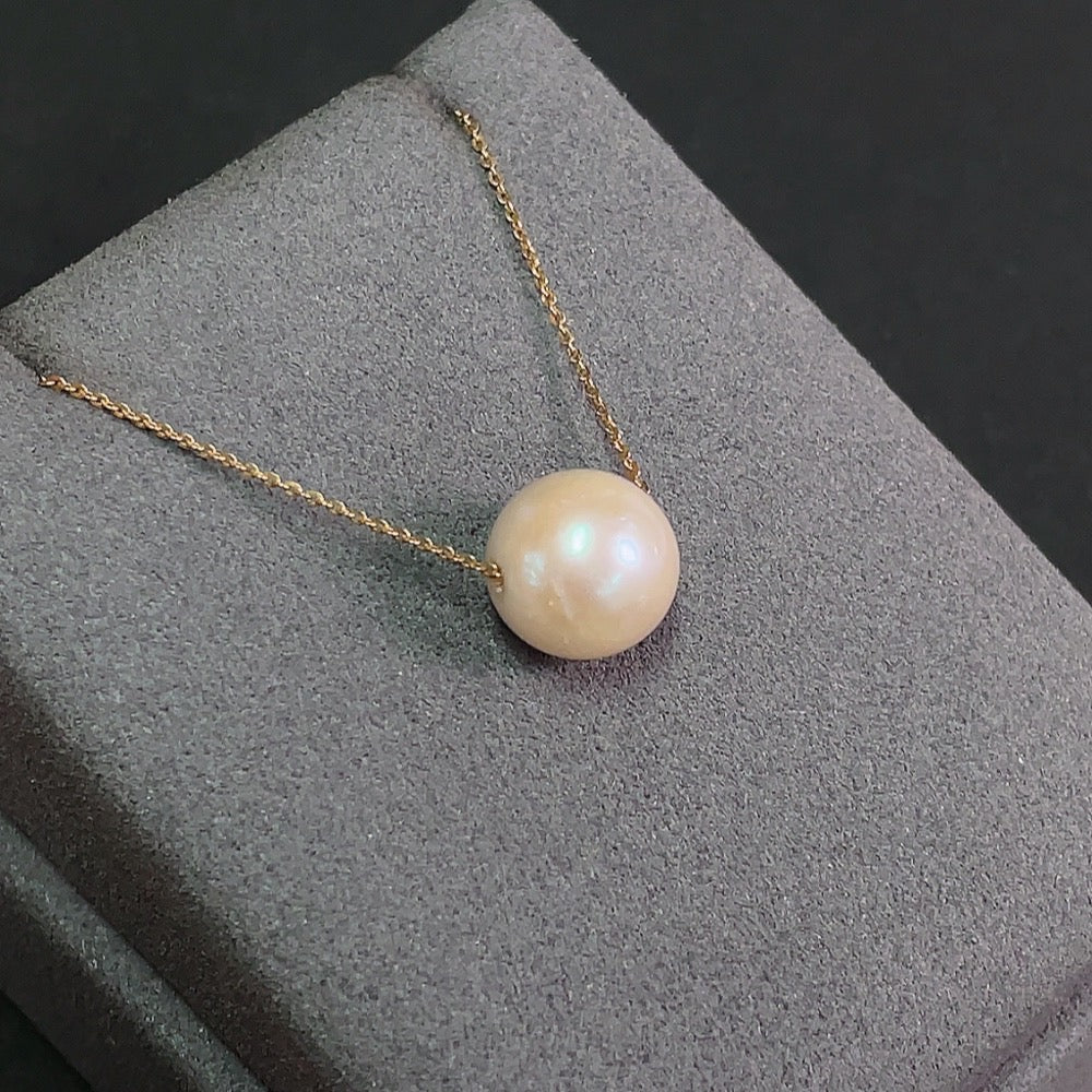 Pearl Inlaid Necklace 18K Gold
