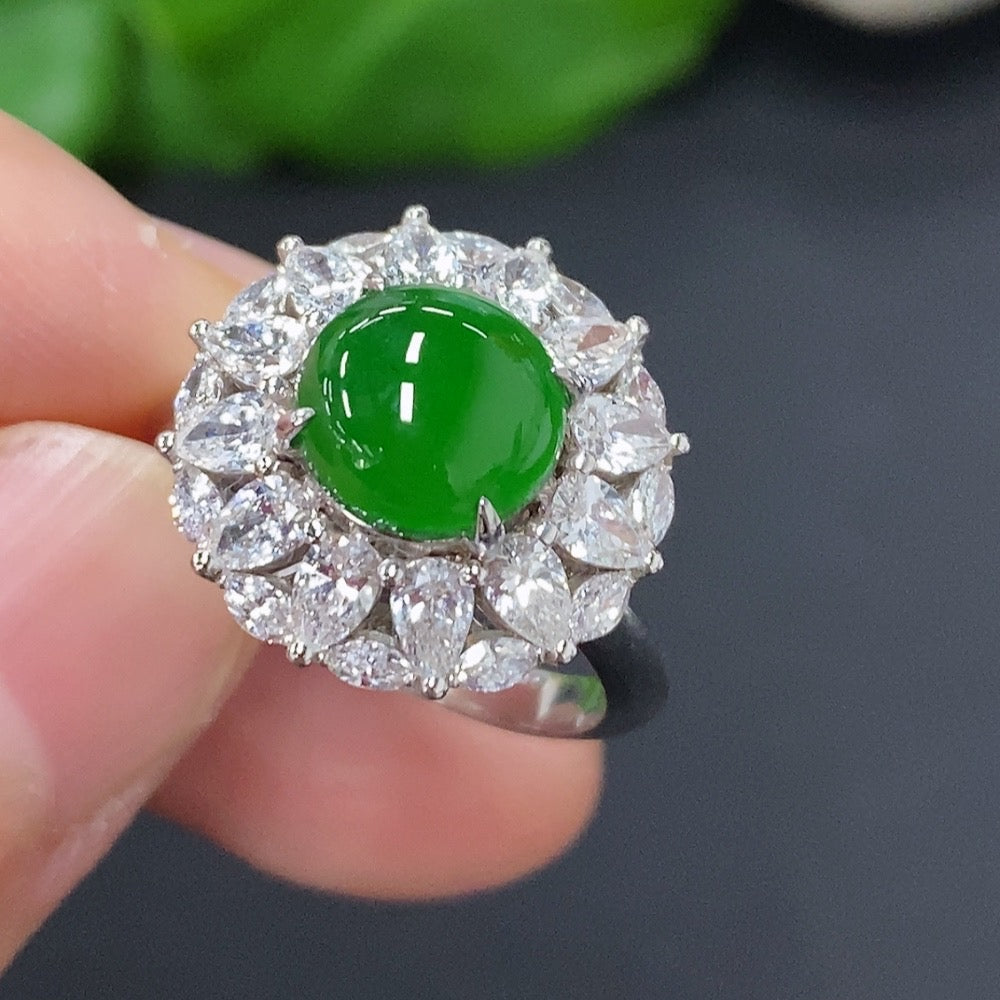 Jadeite Cabochon Inlaid Ring 18K Gold Size 12 Total Weight Approx. 5.2g (With Diamond Accents)