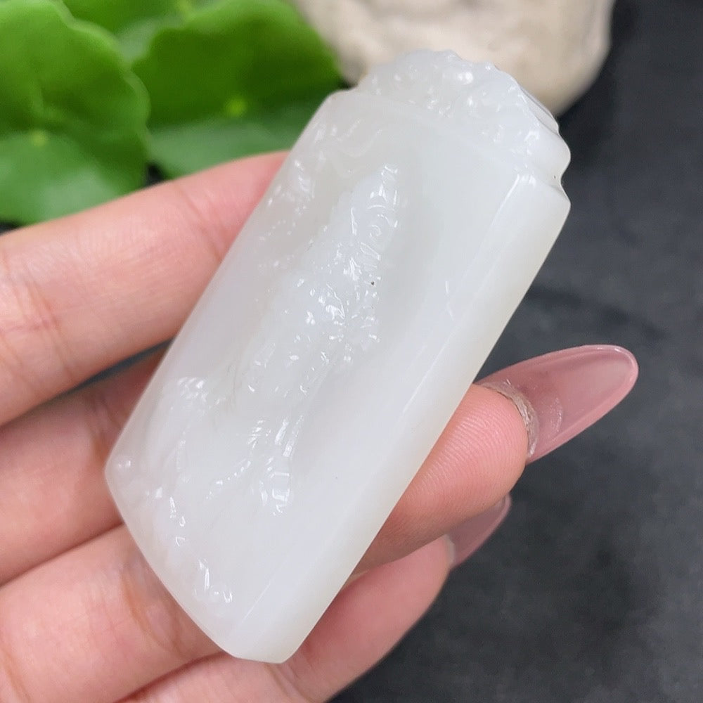 Hetian Jade Pendant    Guanyin    Total Weight: Approx. 40.6g