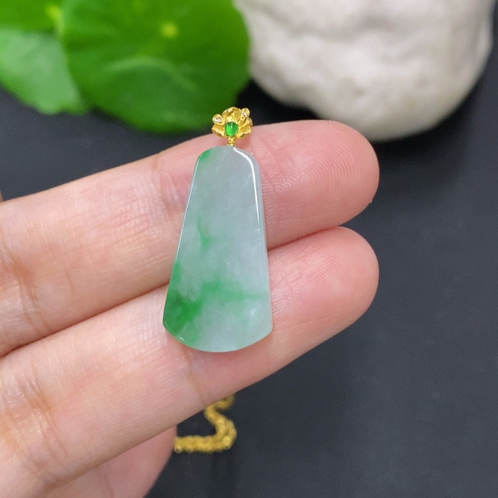 Jadeite Plain Pendant with 18K Gold, Containing Other Mineral Components, Diamond Accents