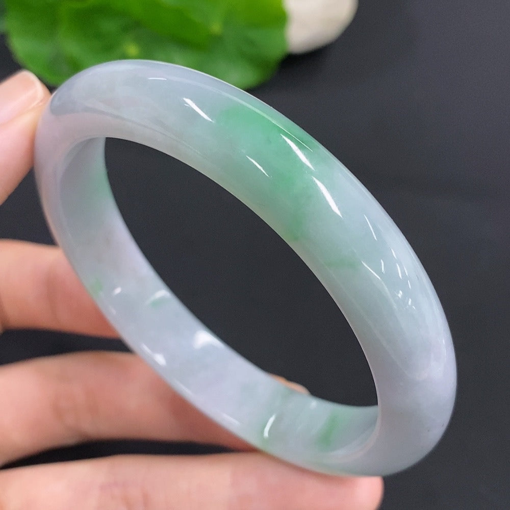 Jadeite Round Bangle