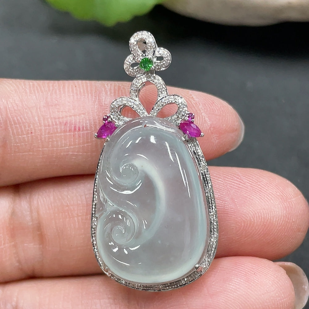 Jadeite Ruyi Pendant 18K Gold Inlaid Total Weight Approx. 6.4g