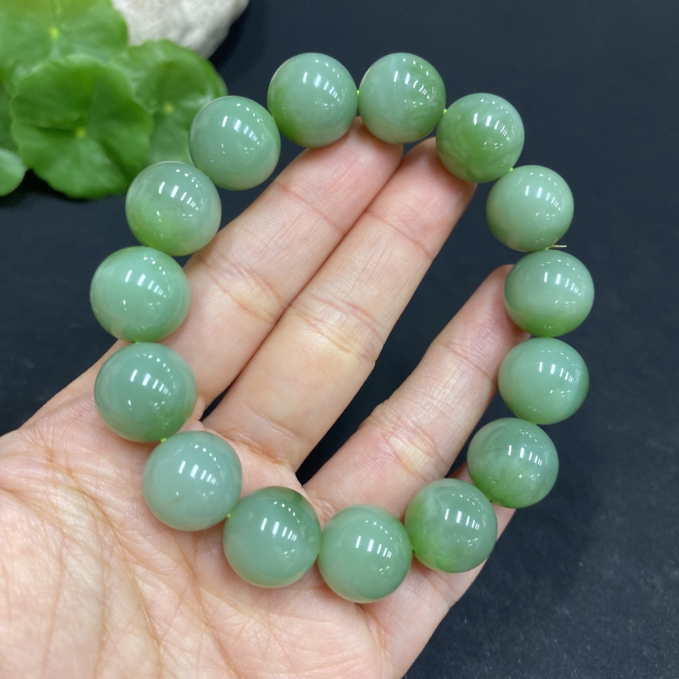 Hetian Jade Bracelet Approx. 13.5mm Total Weight Approx. 60.9g