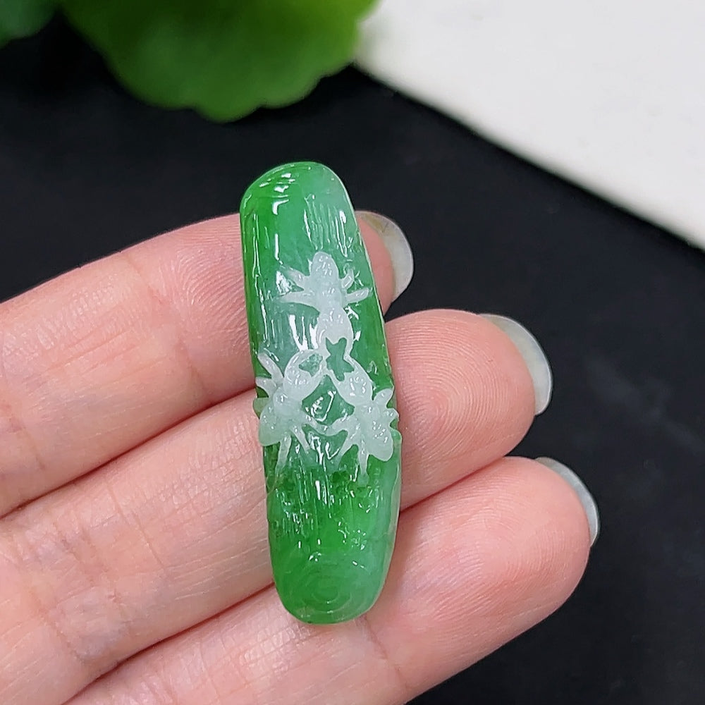 Jadeite Contentment Hanging Pendant Total Weight Approx. 6.68g
