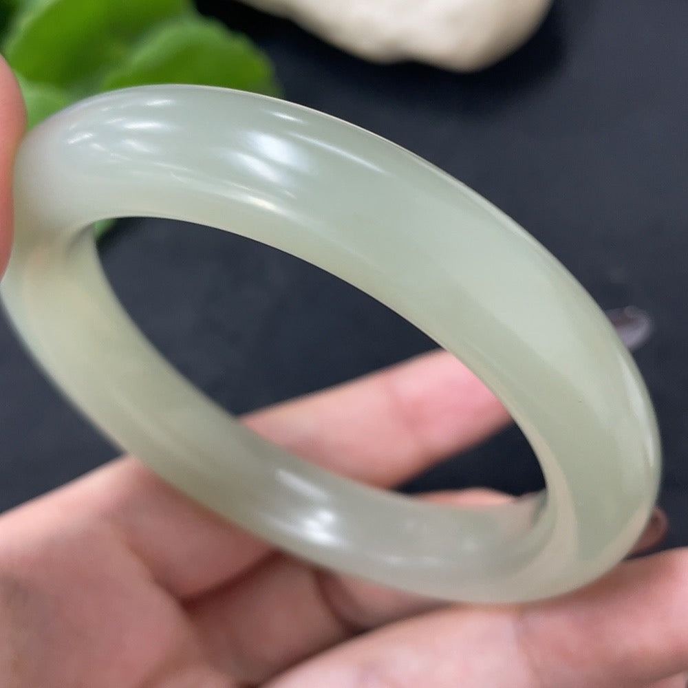 Hetian Jade Round Bracelet Size 55.8 Total Weight Approx. 58.6g