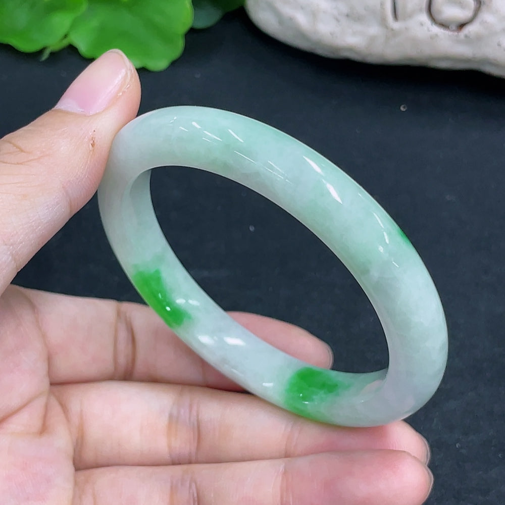 Jadeite Round Bangle