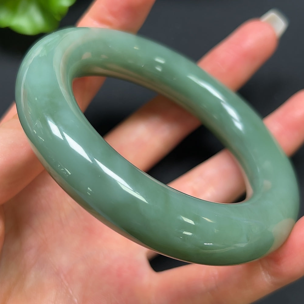Hetian Jade Green Round Bangle