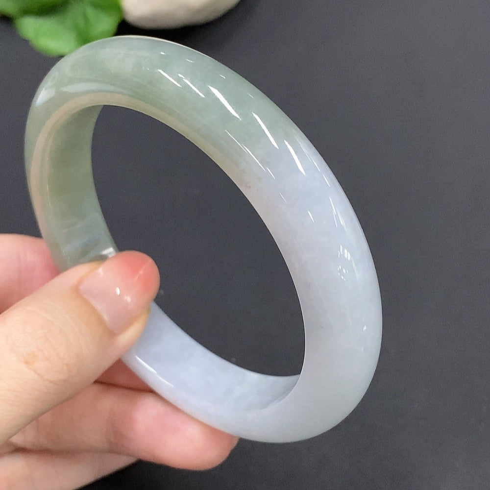 Jadeite Bangle Size 58.8mm Total Weight 64.706g
