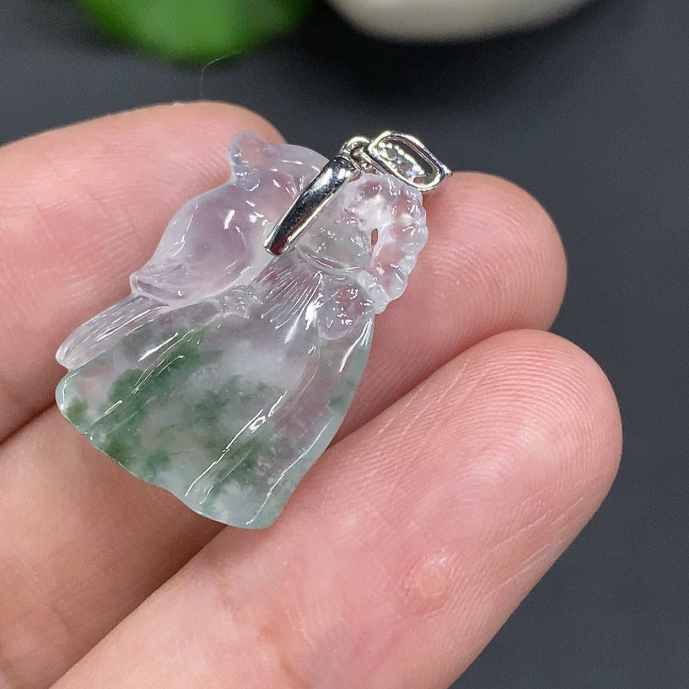 JadeiteLotus Pod Pendant with 18K Gold Clasp, Total Weight 3.027g