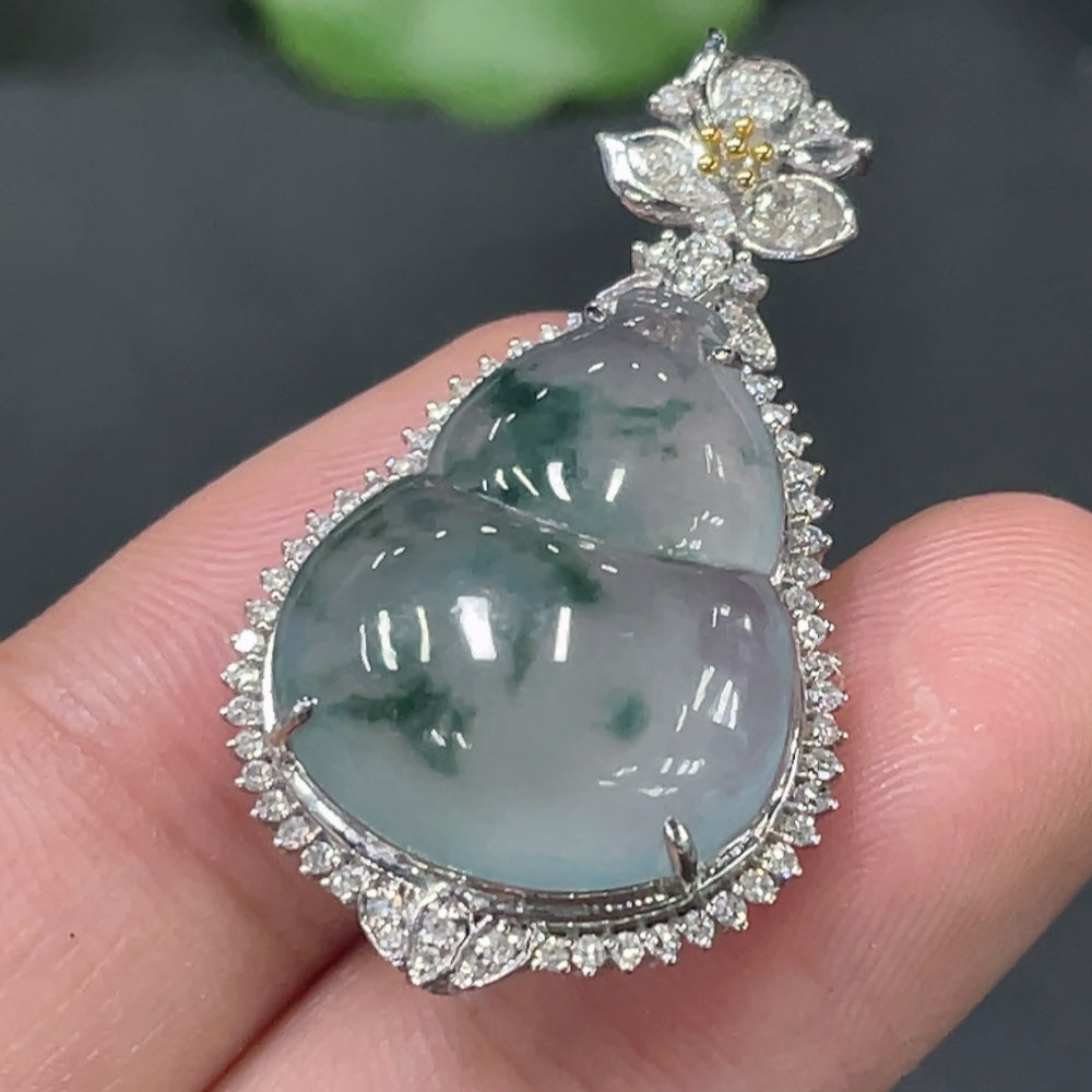 Jadeite gourd inlay piece 18k gold inlaid total weight about 4.95g