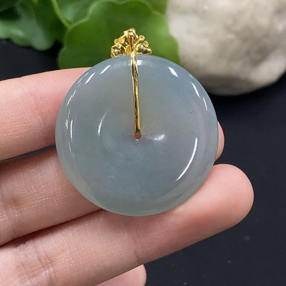 Jadeite Safety Buckle Pendant with 18K Gold and Diamond Accents, Total Weight Approximately 11.4g