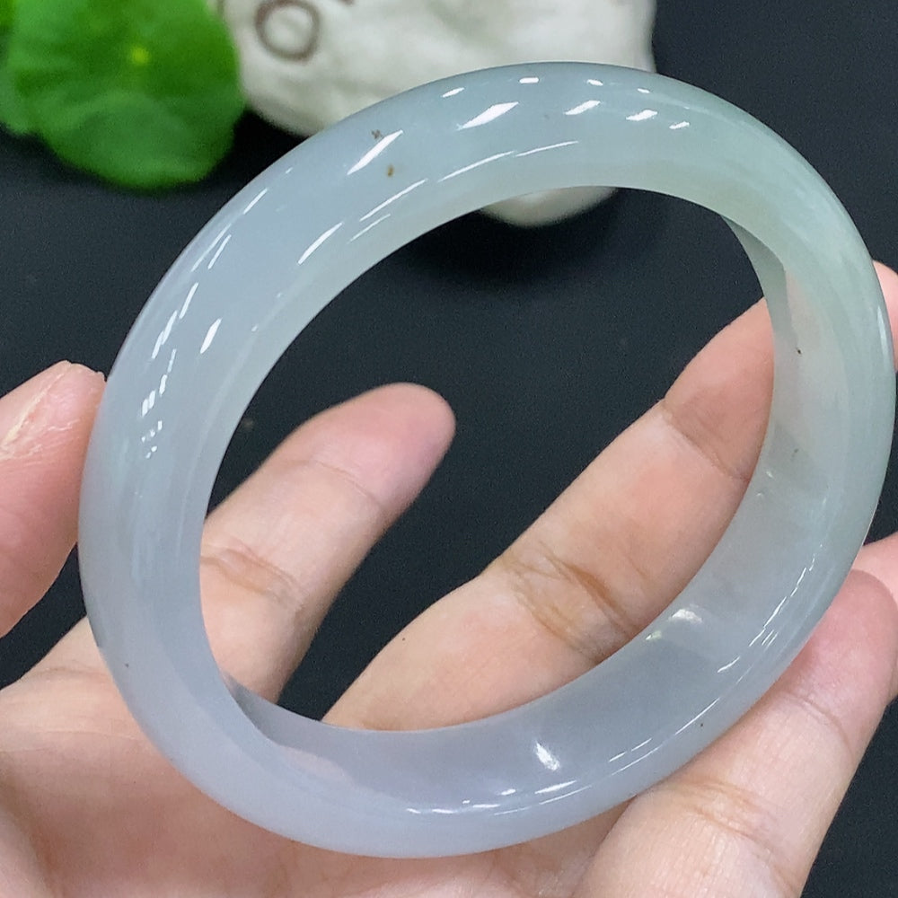 Jadeite Round Bangle Size 56.6 Total Weight Approx. 56.1g