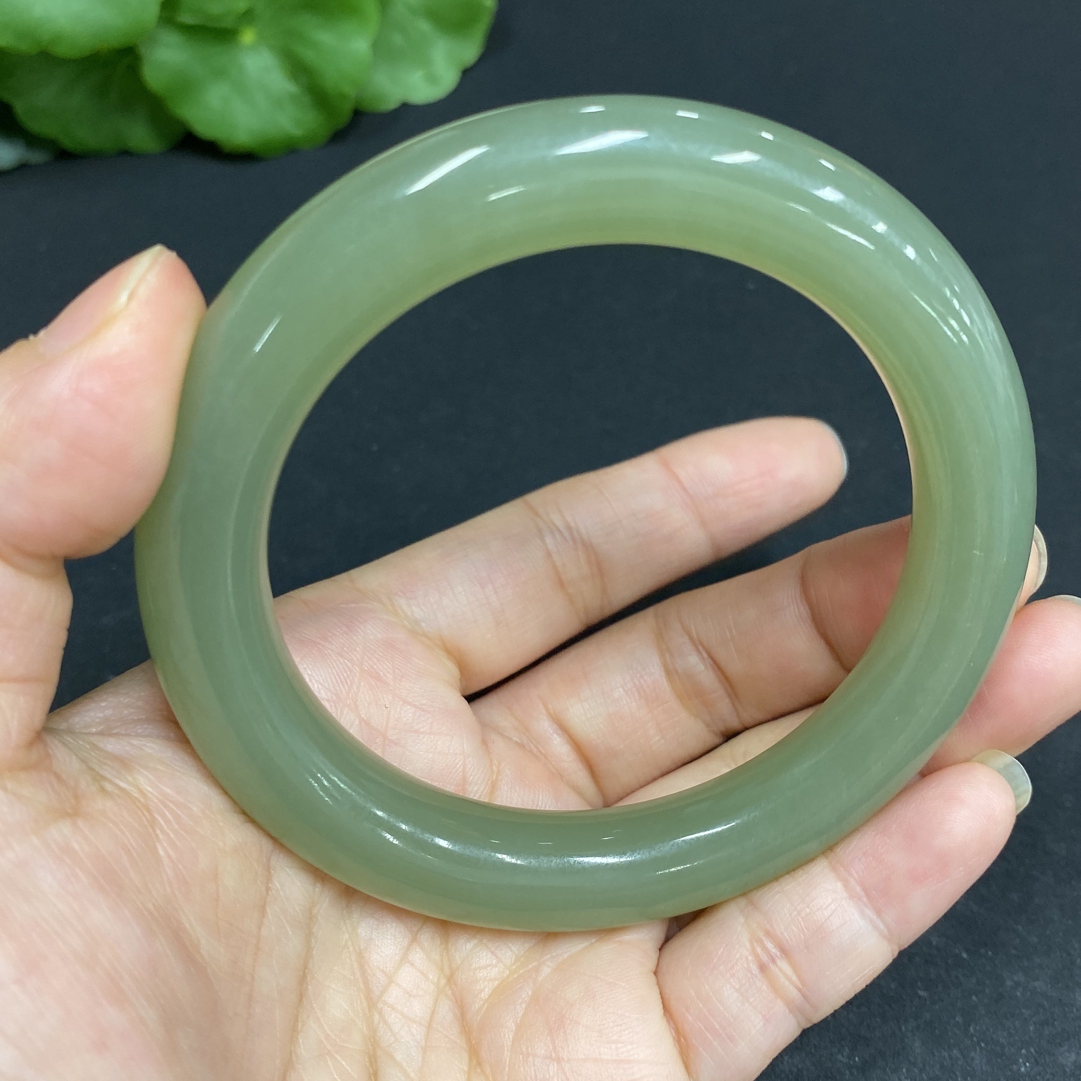 Hetian Jade Round Bracelet Size 57 Total Weight Approx. 60.2g