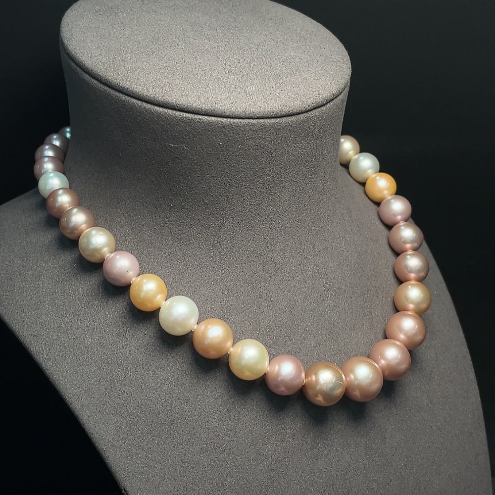 Pearl bead necklace non-gold total weight about 84.01g size 10-14.7mm approx
