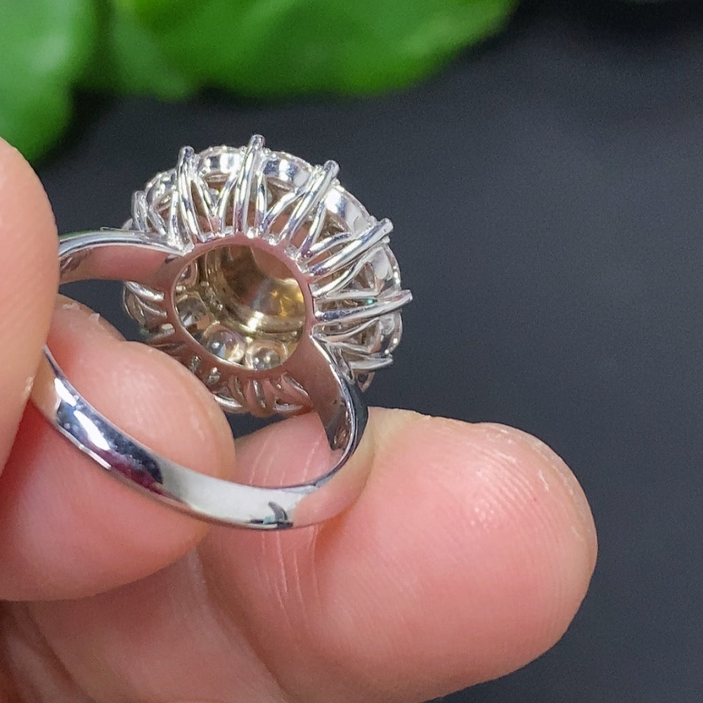 Jadeite Cabochon Inlaid Ring 18K Gold Size 12 Total Weight Approx. 5.2g (With Diamond Accents)
