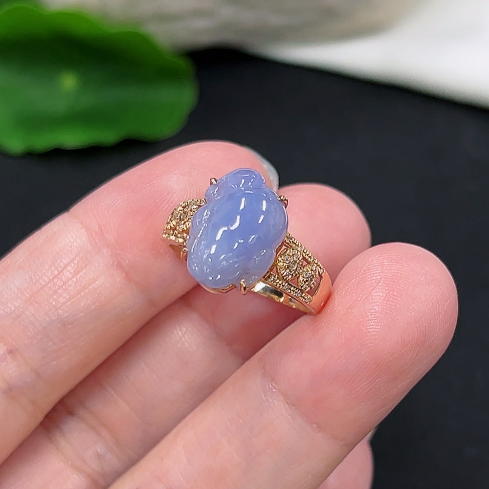 Jadeite inlaid ring18K gold (with diamond accents)