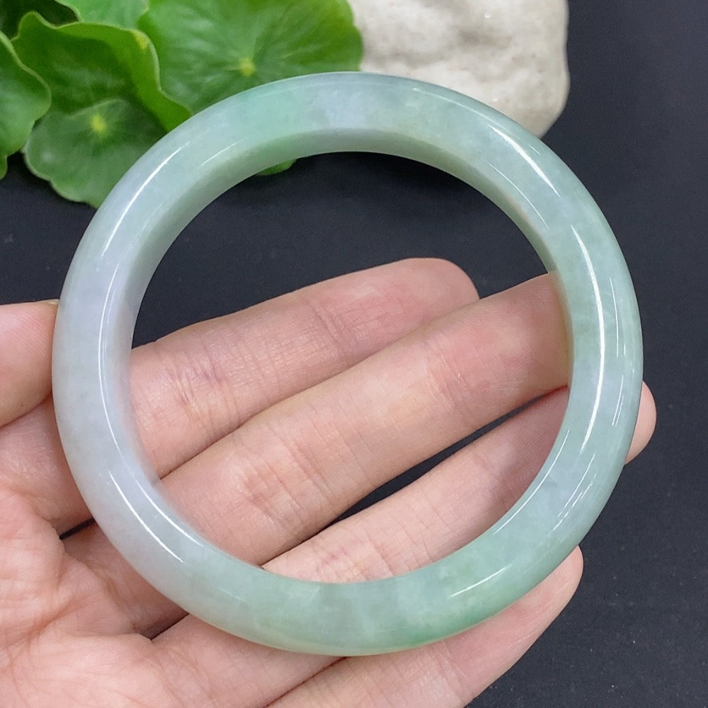 Jadeite Round Bangle