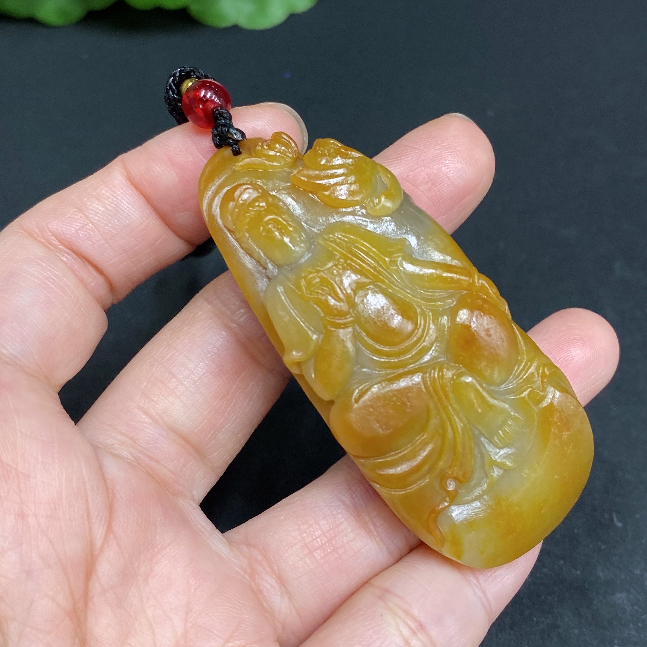 Hetian Jade Pendant Guanyin Total Weight (including rope) 32.2g Undetermined skin color cause